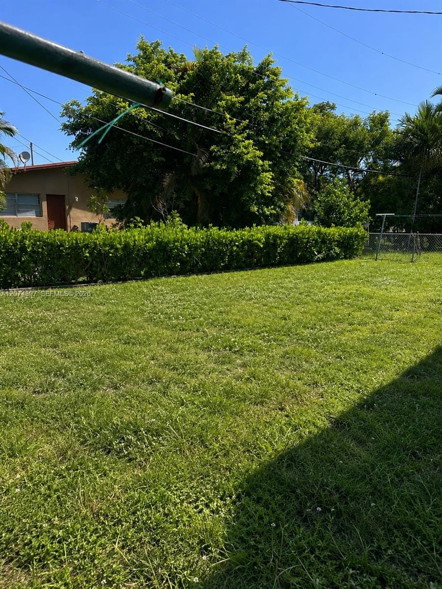 512 SW 10th Street, Hallandale Beach, FL 33009 photo 29