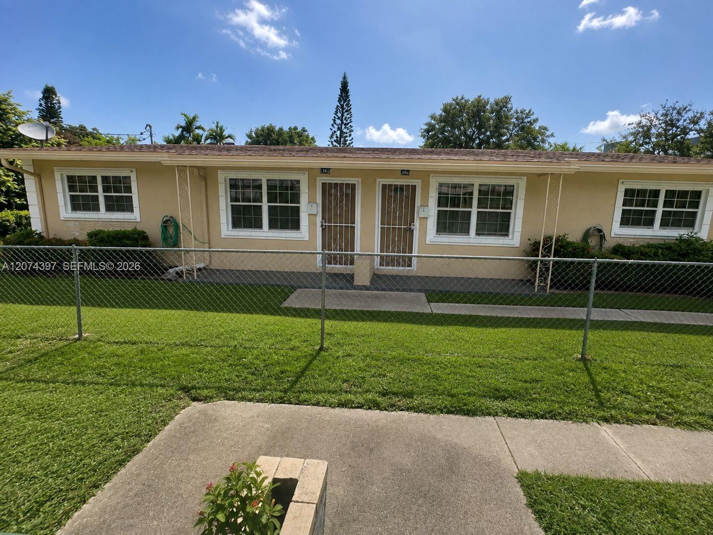 512 SW 10th Street, Hallandale Beach, FL 33009 photo 4