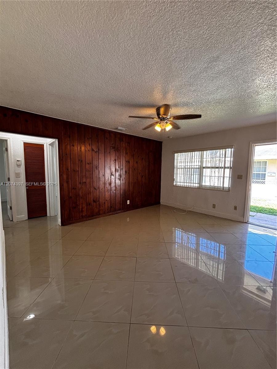 512 SW 10th Street, Hallandale Beach, FL 33009 photo 6