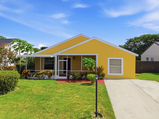 7702 Blairwood Circle S, Countrywood, Greenacres, FL