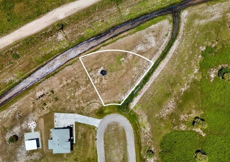 218 Lynbrook Loop, LaBelle, FL 33935