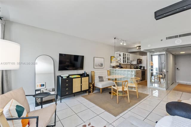 100 Lincoln Road 1107, Miami Beach, FL 33139