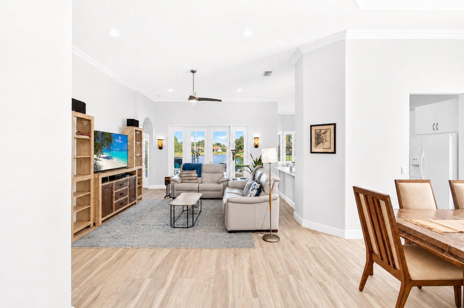 7280 Demedici Circle — photo 5