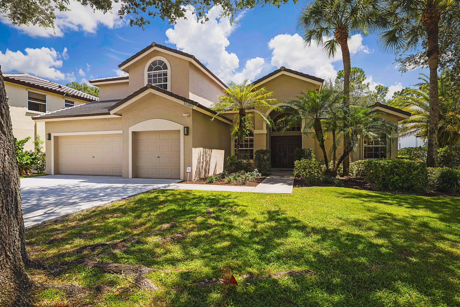 15369 Whispering Willow Drive, Wellington, FL 33414