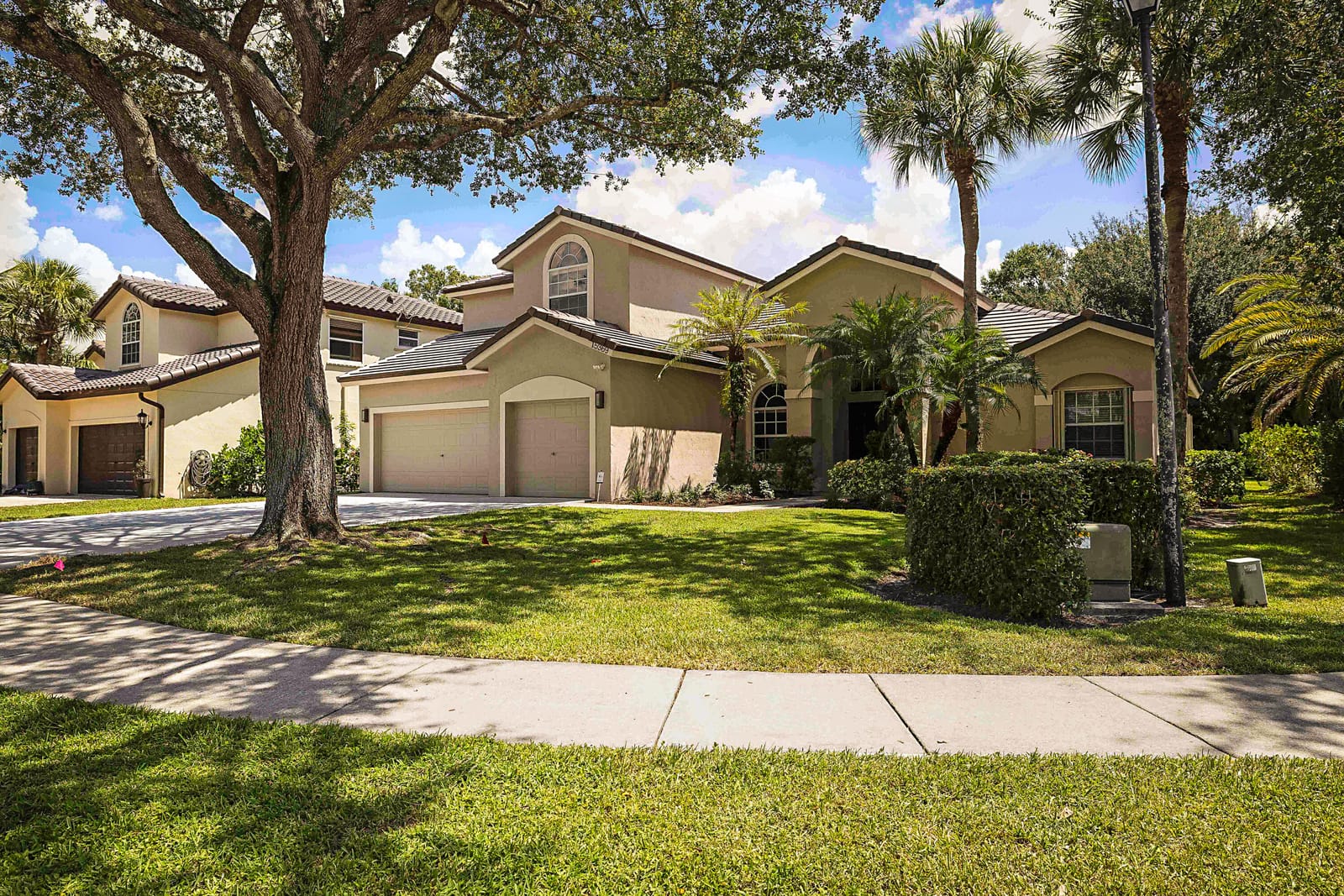 15369 Whispering Willow Drive, Wellington, FL 33414 photo 2