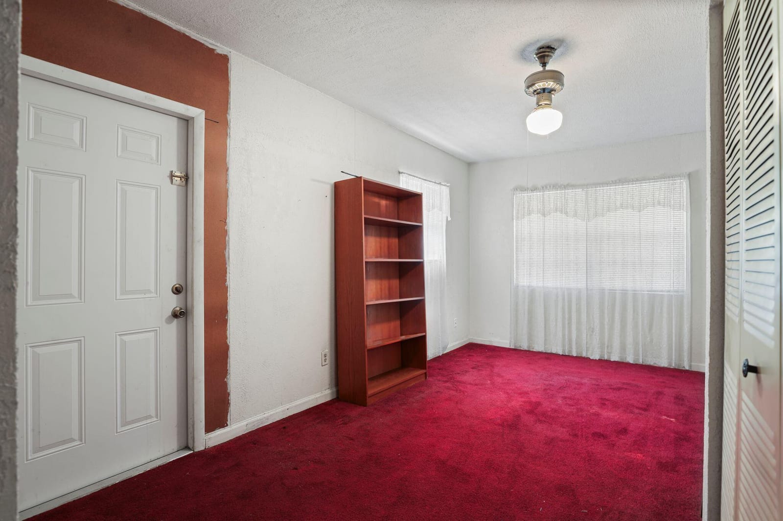 3324 S Jenkins Road — photo 5