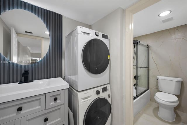 3301 Spanish Moss Terrace 806, Lauderhill, FL 33319