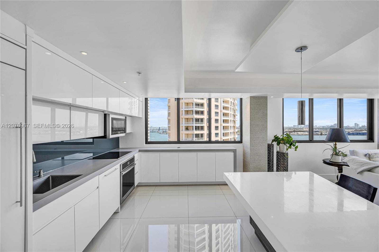 540 Brickell Key Drive 1820 — photo 4