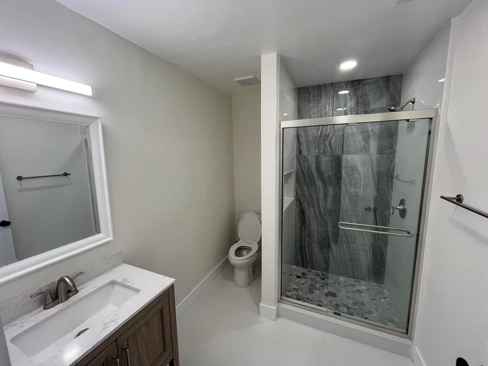 120 W 22ND Street — photo 3
