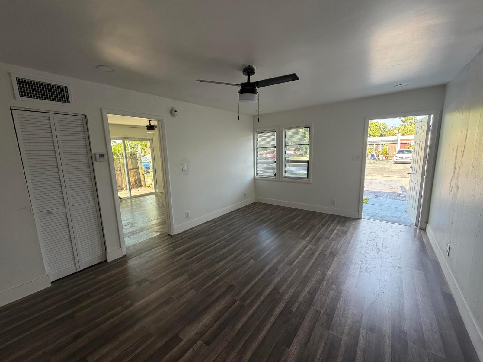 1303 NW 8TH Avenue — photo 8