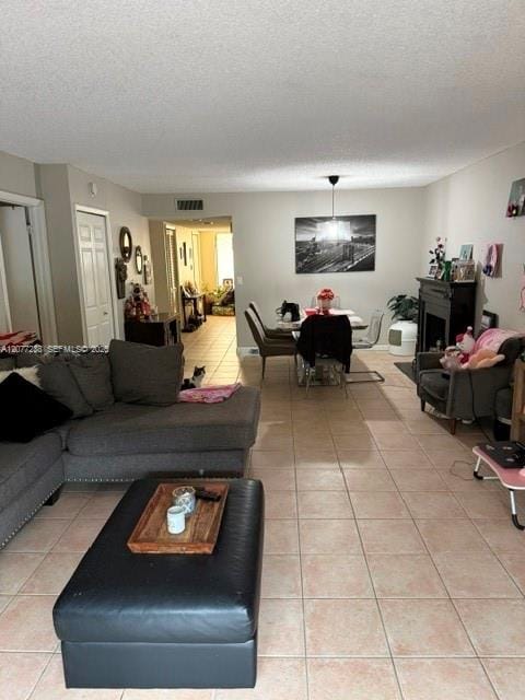 215 Lakeview Drive 203 — photo 2