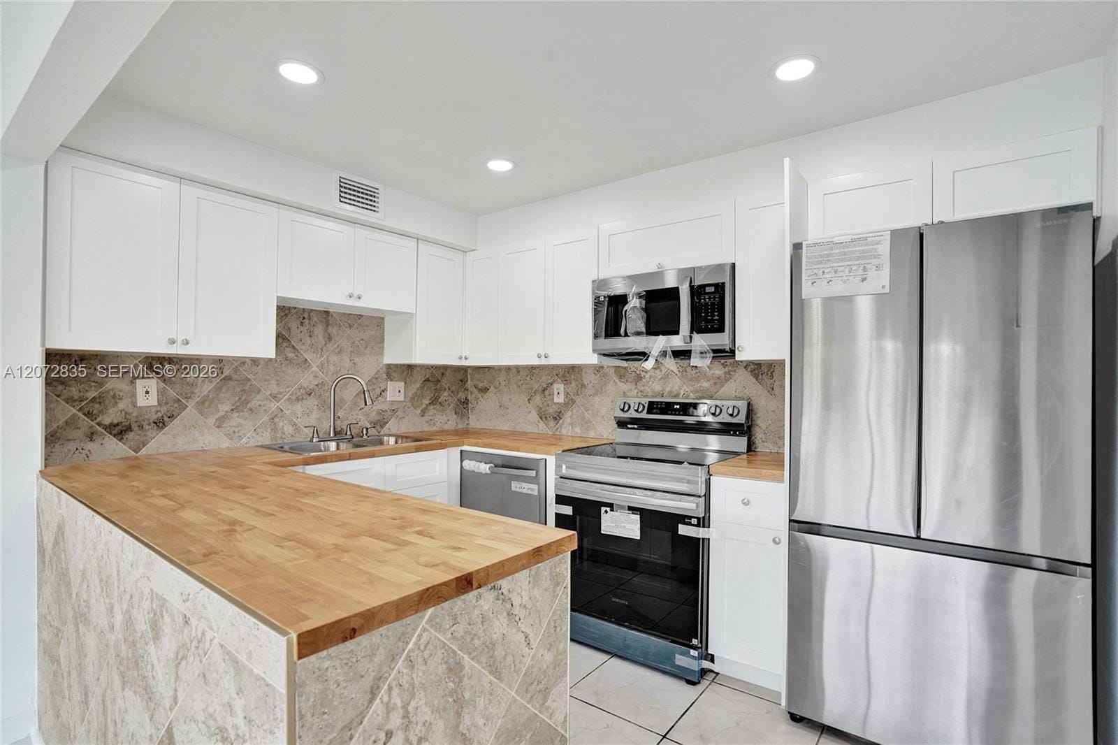 5700 SW 127th Avenue 1118 — photo 11