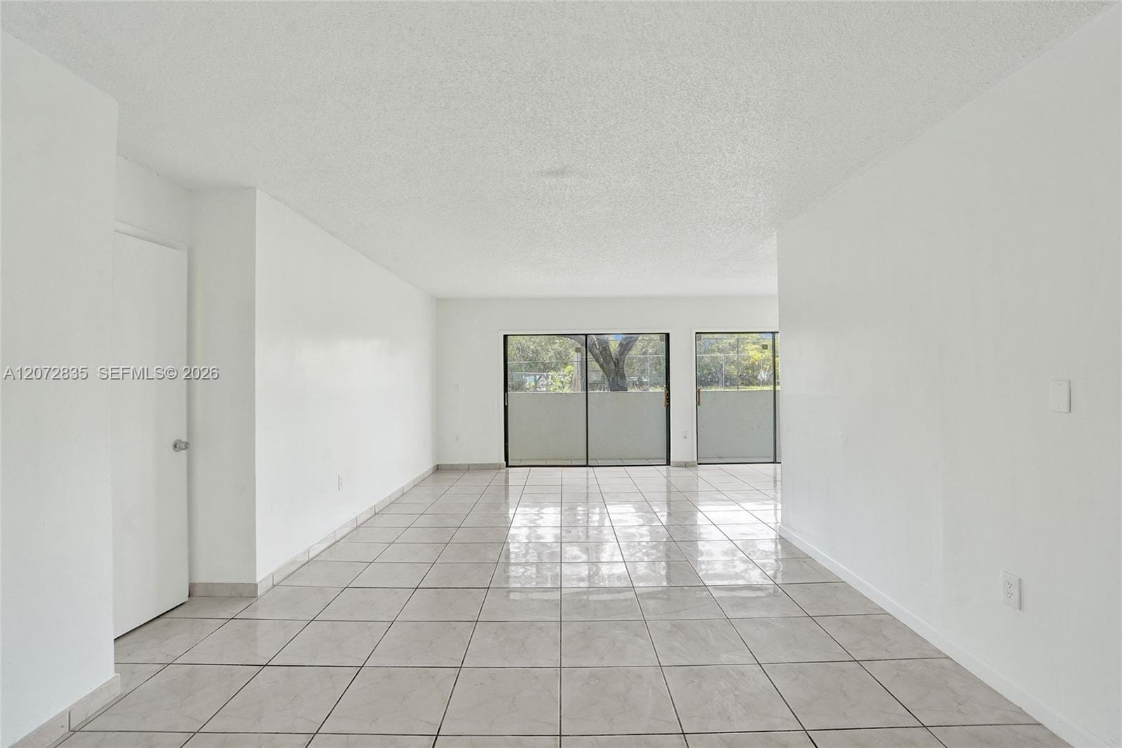 5700 SW 127th Avenue 1118 — photo 3