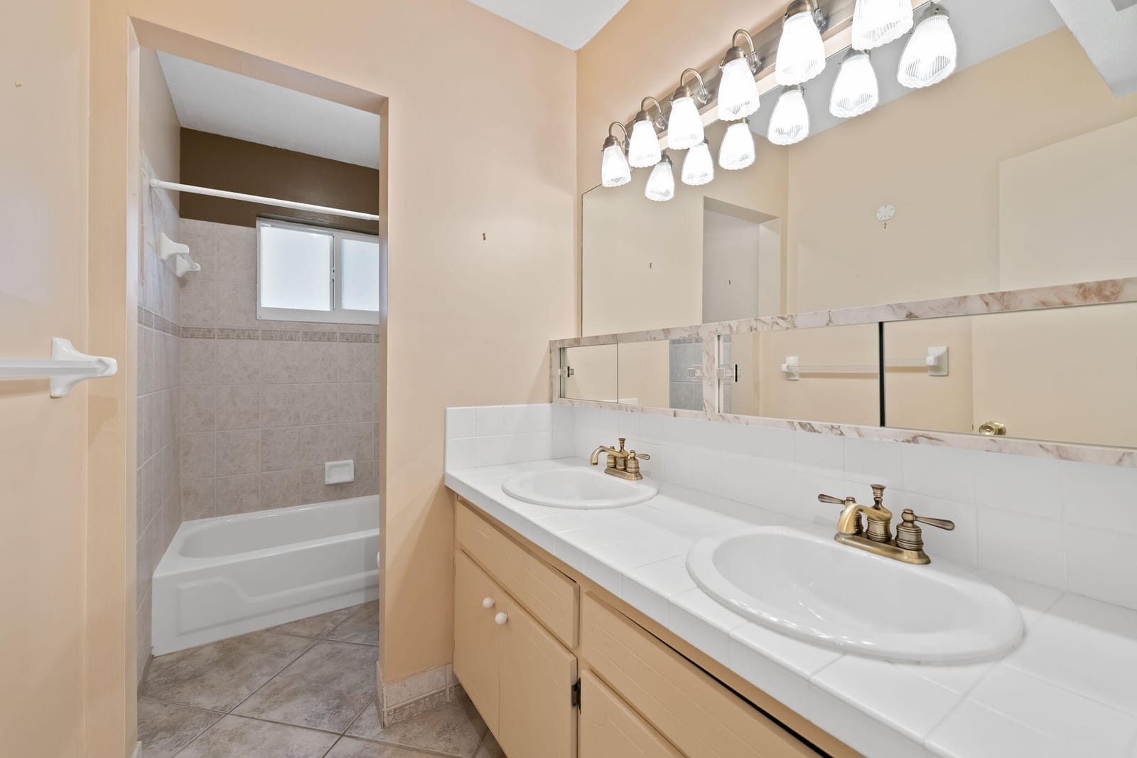 5920 SW 16th Street — photo 11