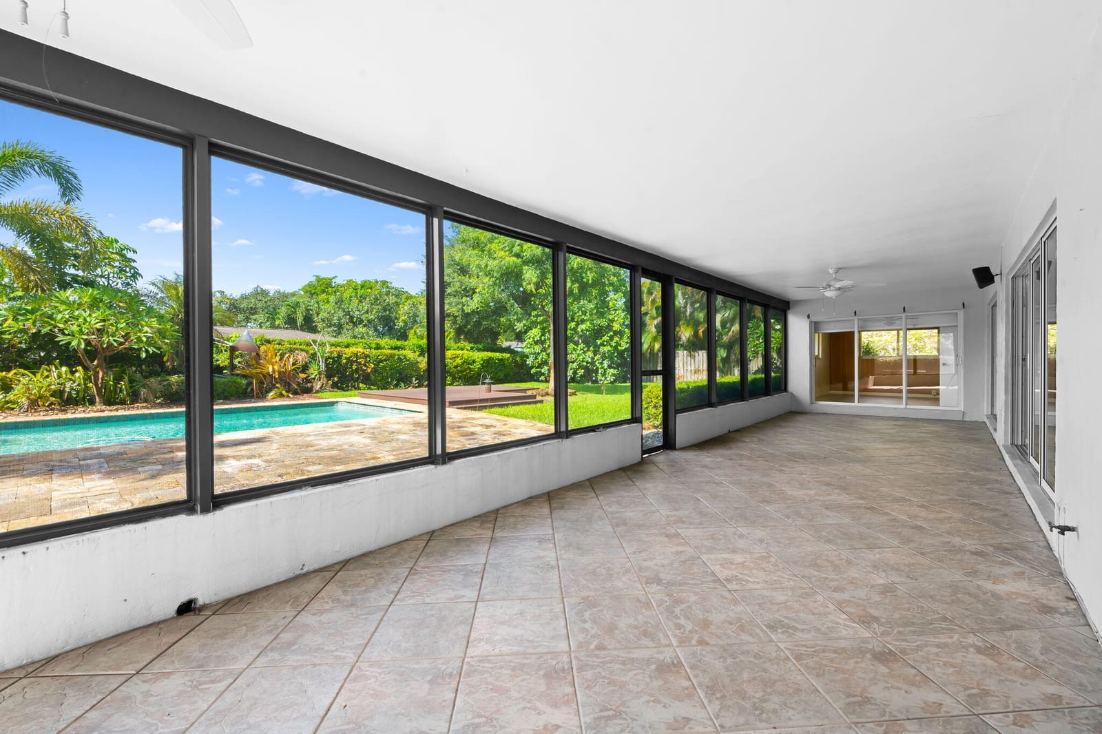 5920 SW 16th Street — photo 3