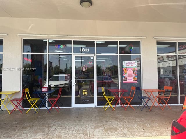 1801 NE 8th Street, Homestead, FL 33033