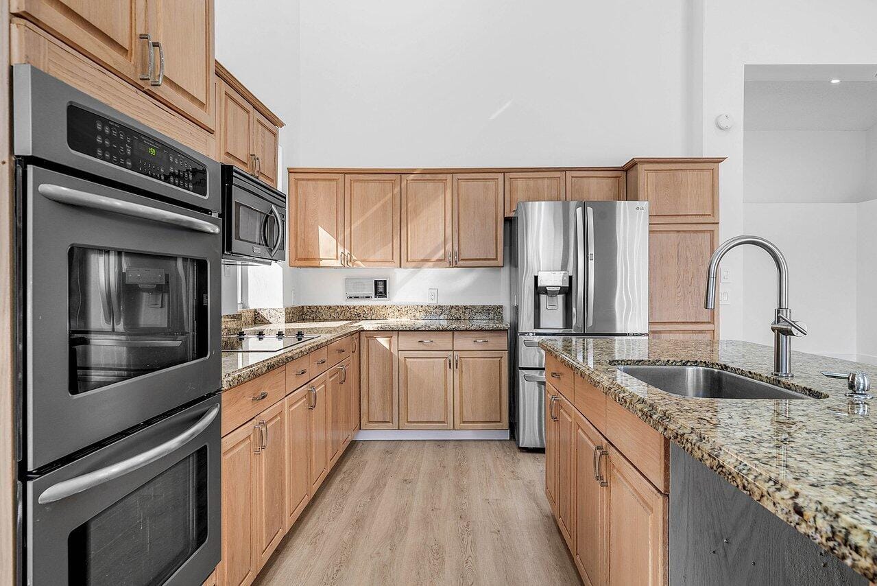 8228 Horseshoe Bay Road — photo 10