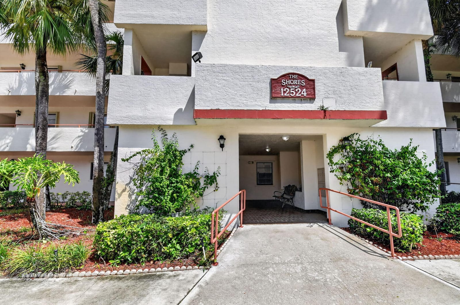 12524 SHORELINE Drive 404, Wellington, FL 33414 photo 18