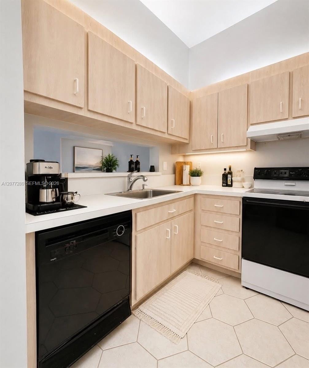 301 N Pine Island Road 220 — photo 4