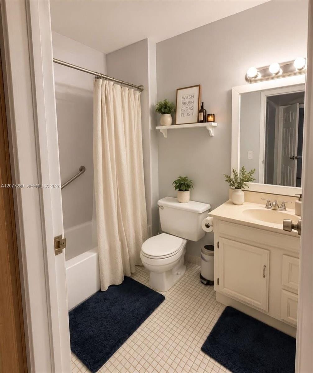 301 N Pine Island Road 220 — photo 10