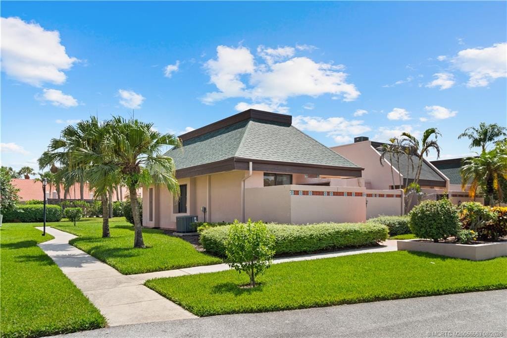 3319 SE La Prado Court, Port St. Lucie, FL 34952 photo 1