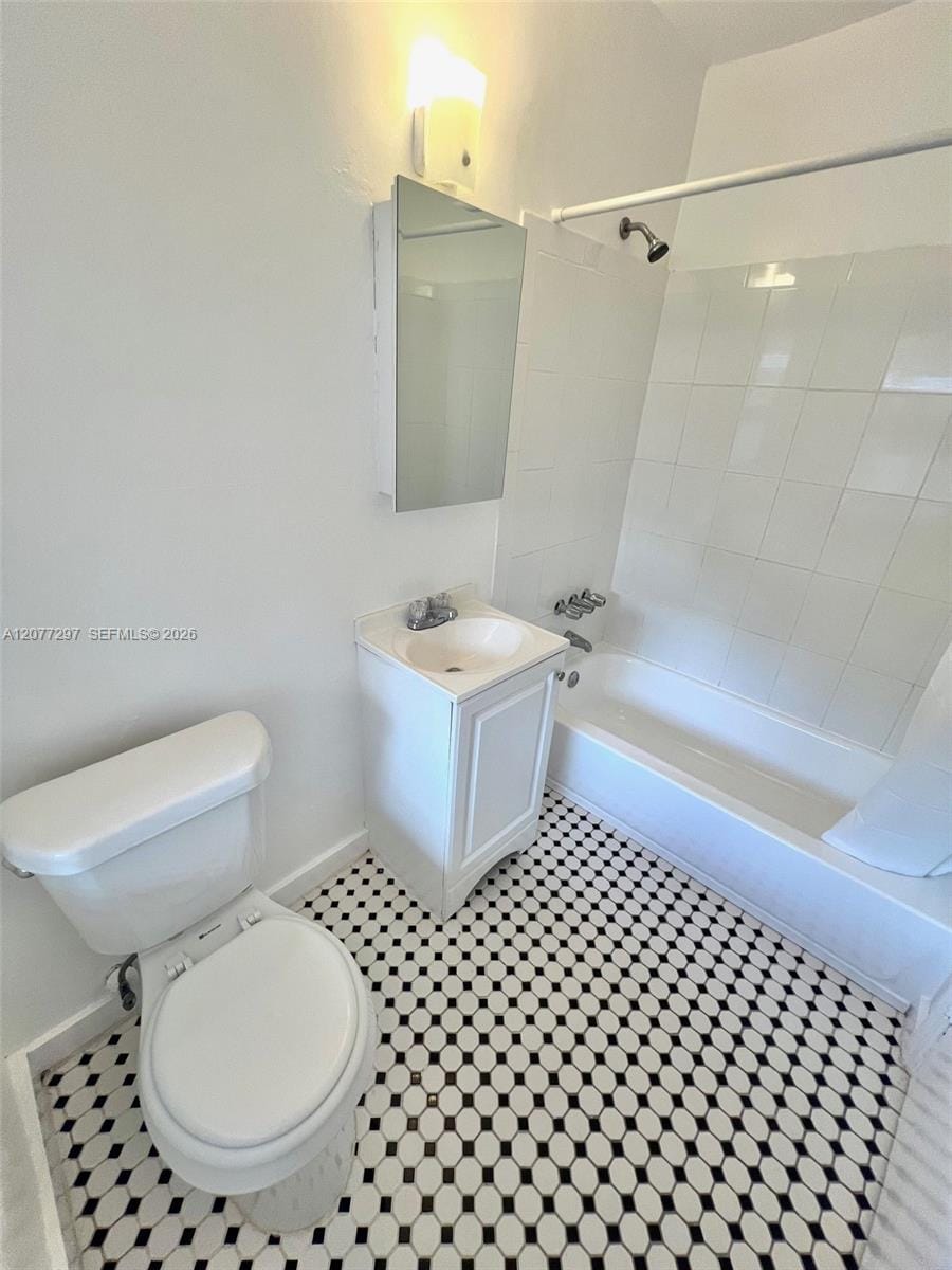 700 NE 85th Street 14 — photo 2