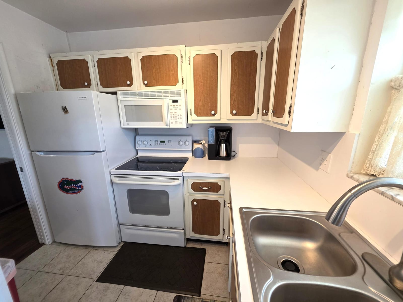 2100 NE 38th Street 219 — photo 8
