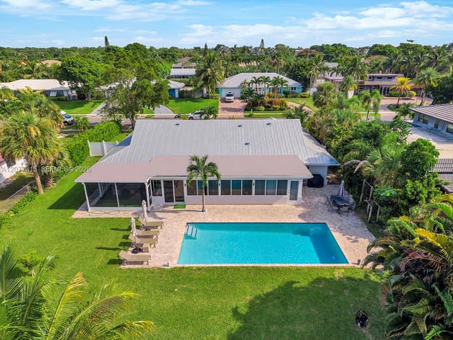 3324 Lakeview Boulevard, Delray Beach, FL 33445