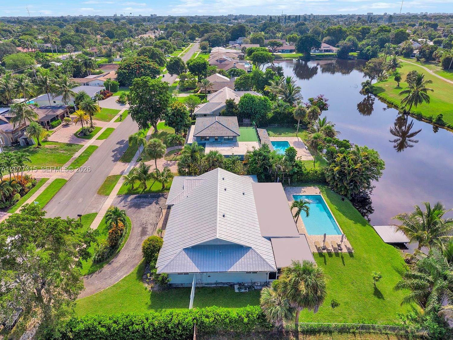 3324 Lakeview Boulevard — photo 3