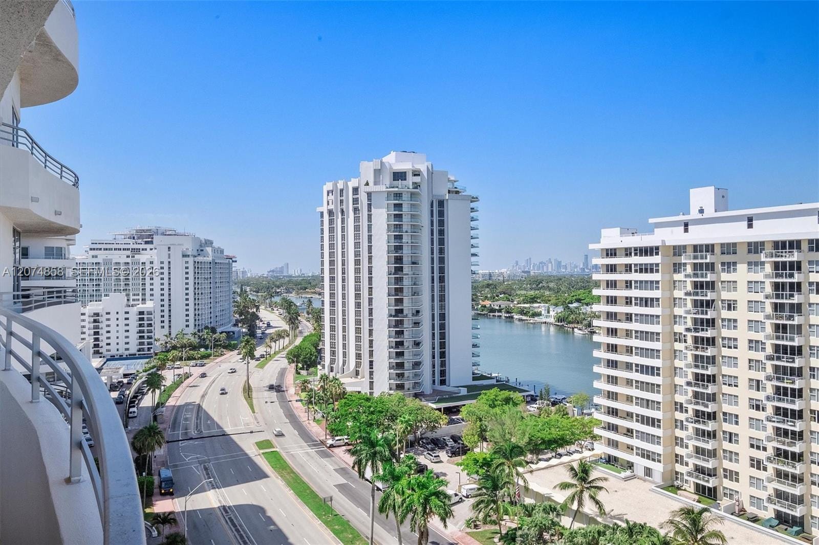 5555 Collins Avenue 16B, Miami Beach, FL 33140 photo 18