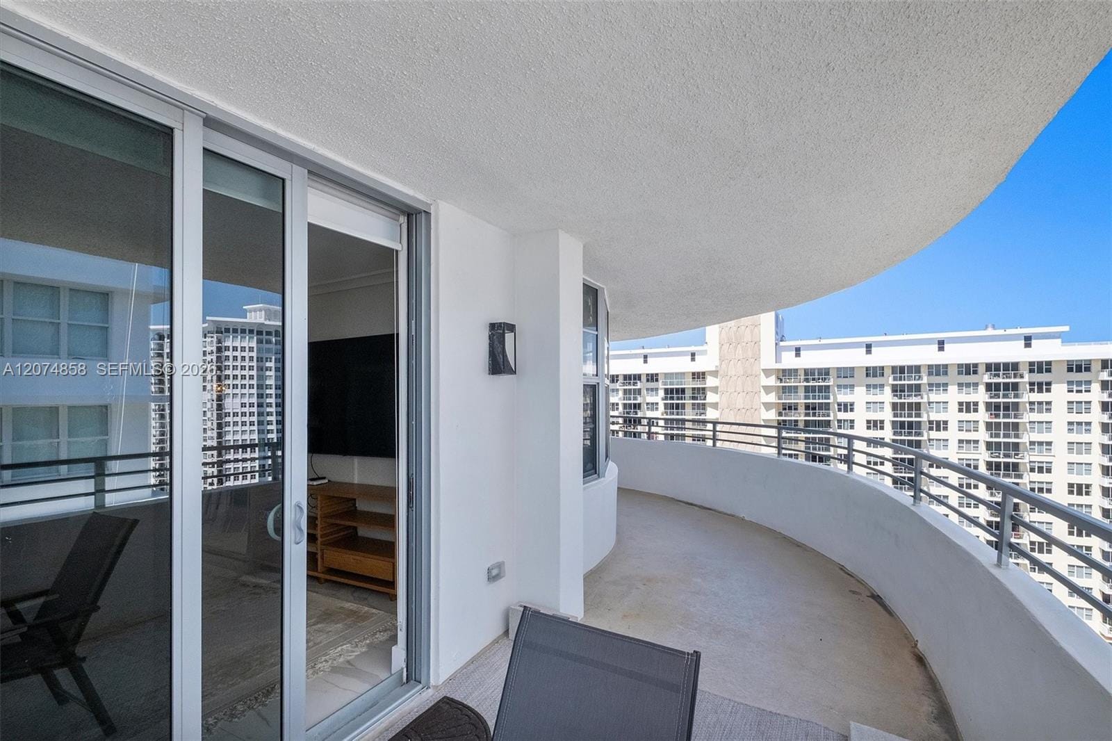 5555 Collins Avenue 16B, Miami Beach, FL 33140 photo 21