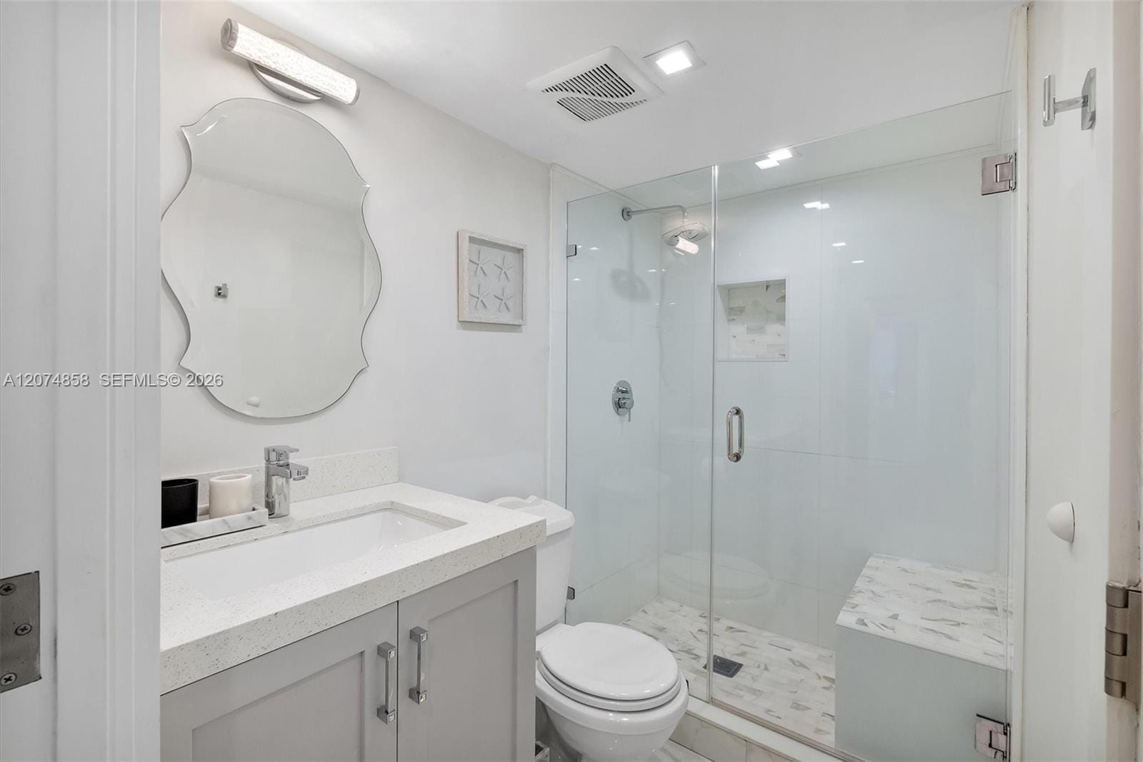 5555 Collins Avenue 16B — photo 6