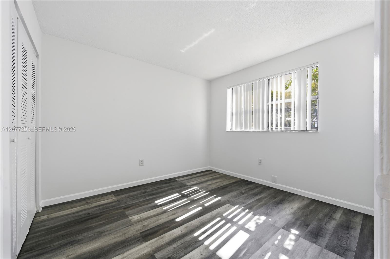 9877 Nob Hill Court 9877 — photo 12