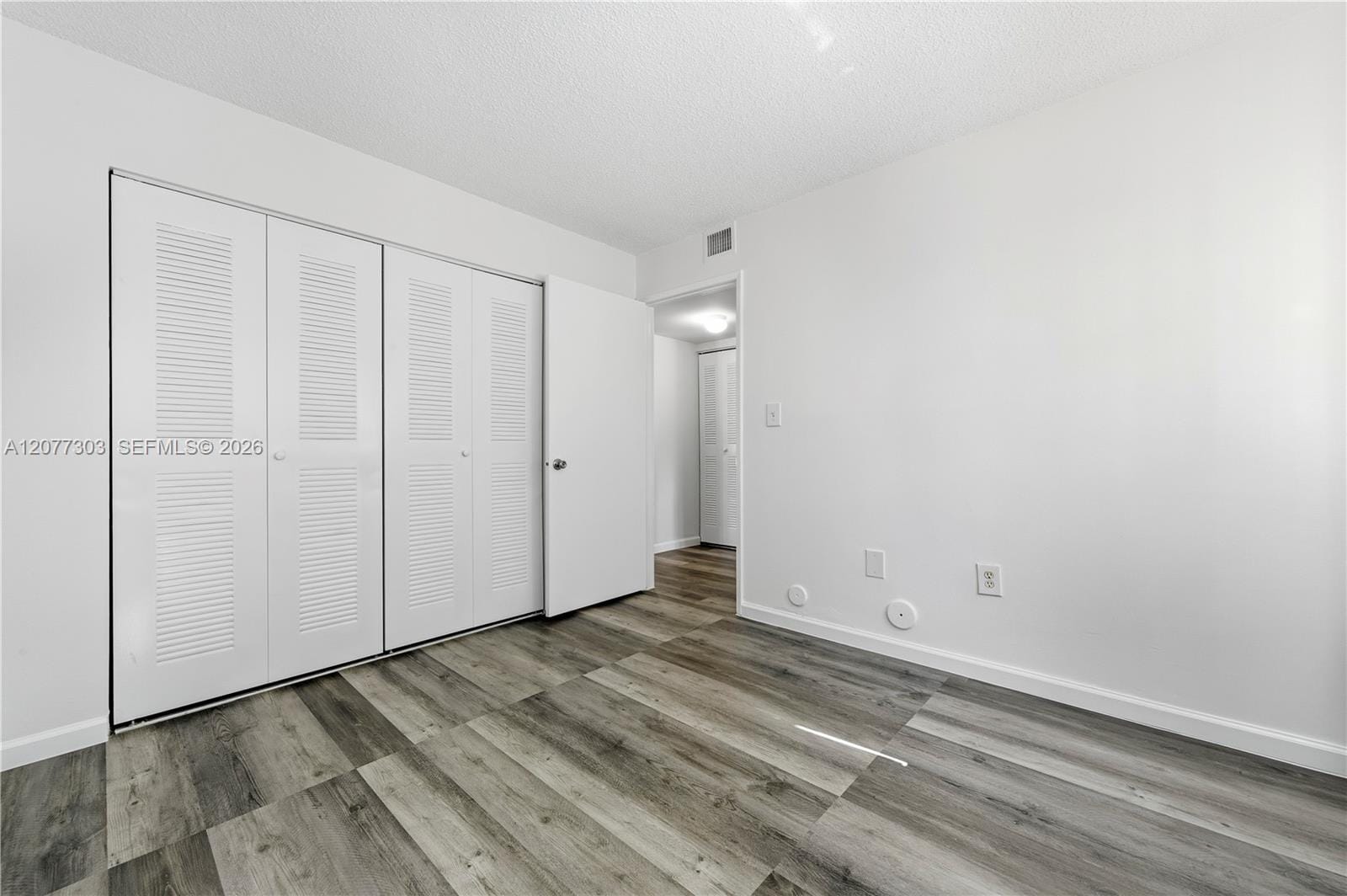 9877 Nob Hill Court 9877 — photo 9