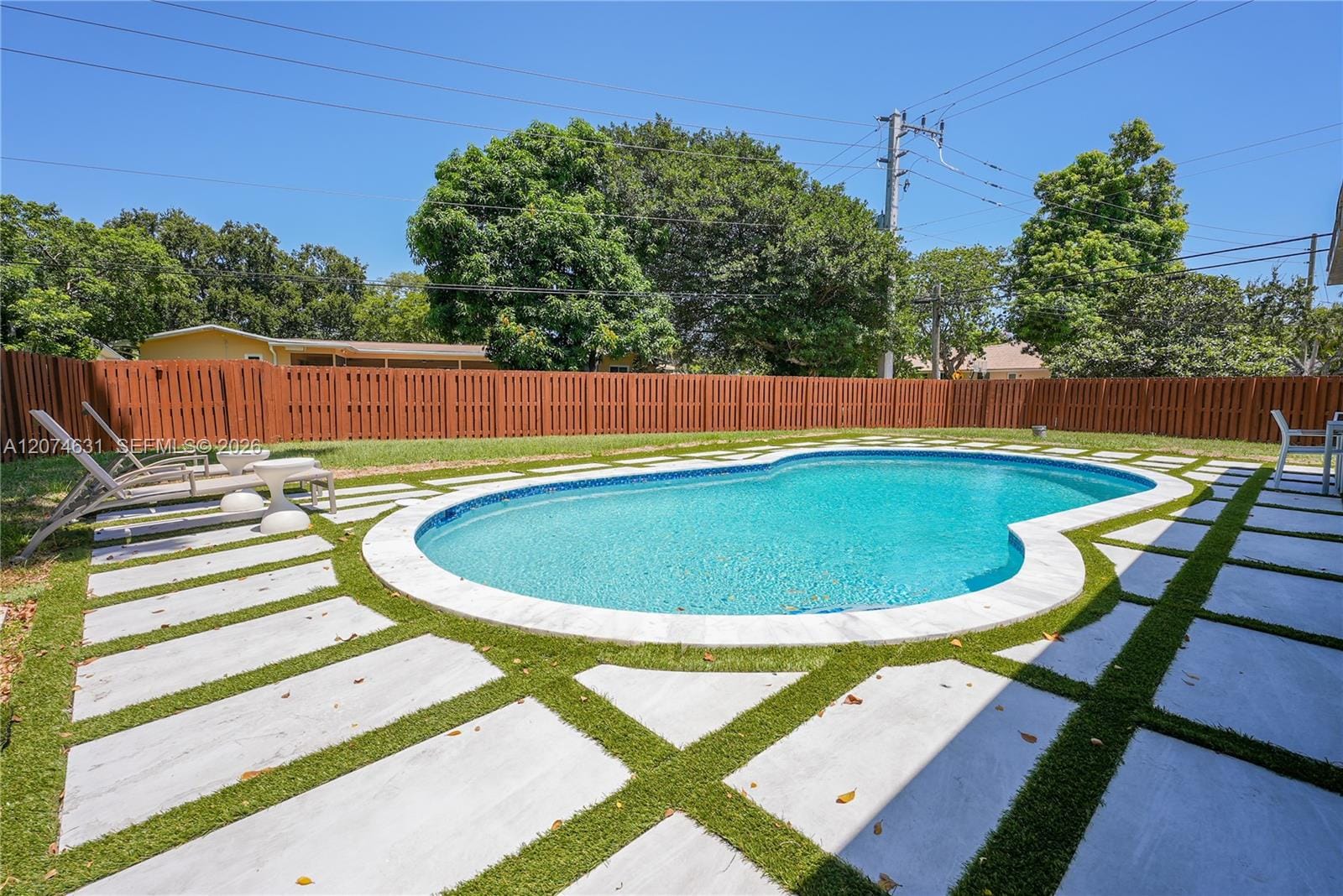 4801 Tyler Street — photo 3