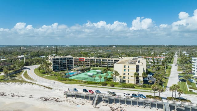 3939 OCEAN Drive 408C, Vero Beach, FL 32963