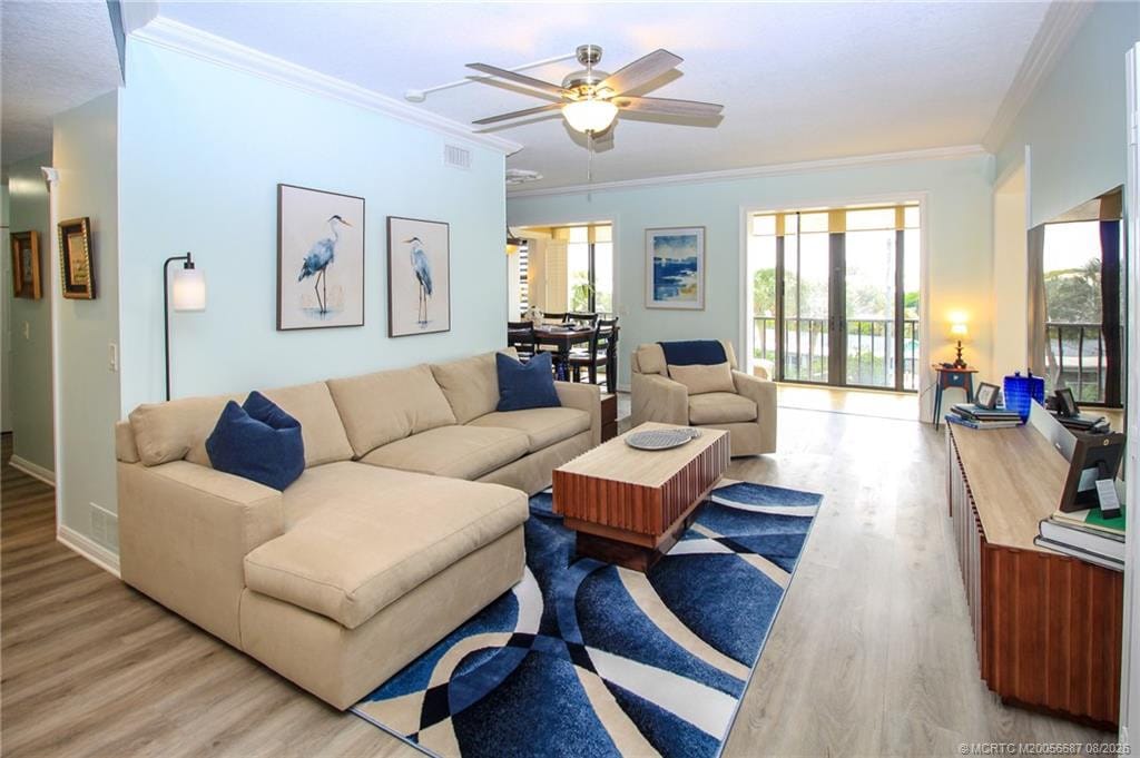 150 SE Four Winds Drive 304, Stuart, FL 34996 photo 4