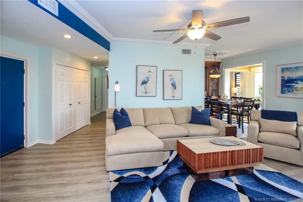 150 SE Four Winds Drive 304, Stuart, FL 34996 photo 5