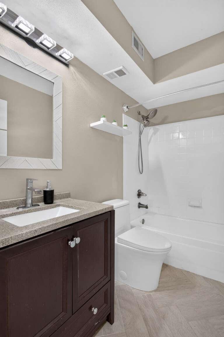 2300 NW 33RD Street 904, Oakland Park, FL 33309 photo 14