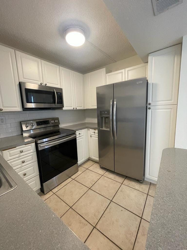 8243 Thames Boulevard D — photo 8