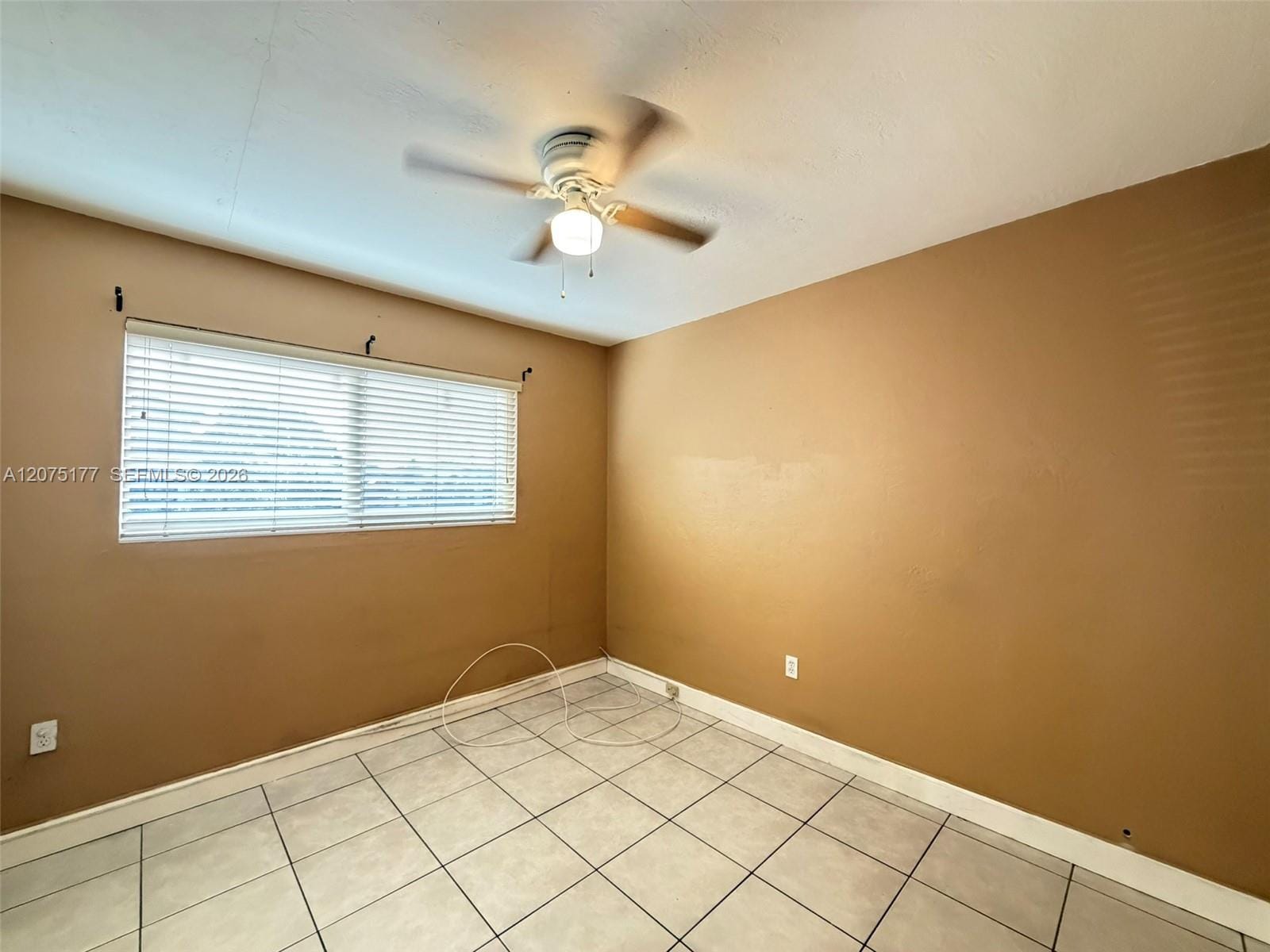 4585 E 9th Lane — photo 10