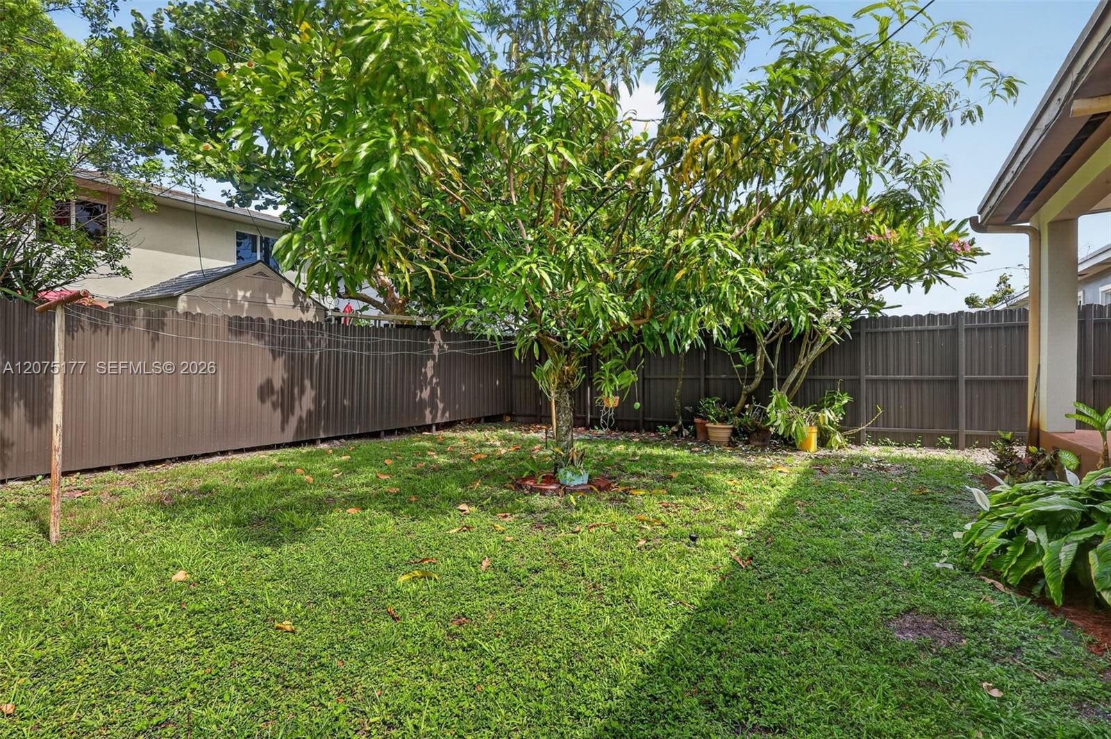 4585 E 9th Lane, Hialeah, FL 33013 photo 20