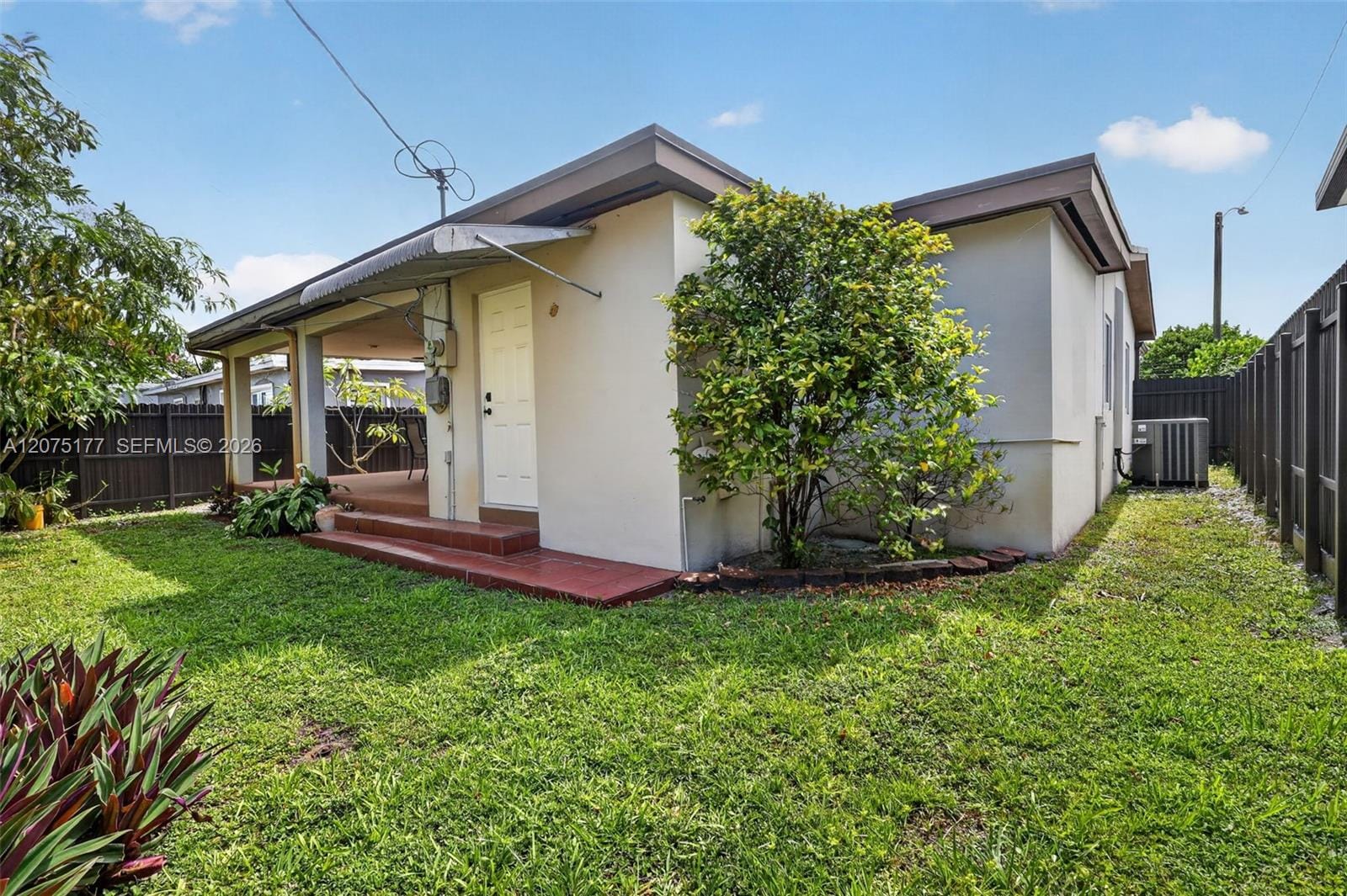 4585 E 9th Lane, Hialeah, FL 33013 photo 23