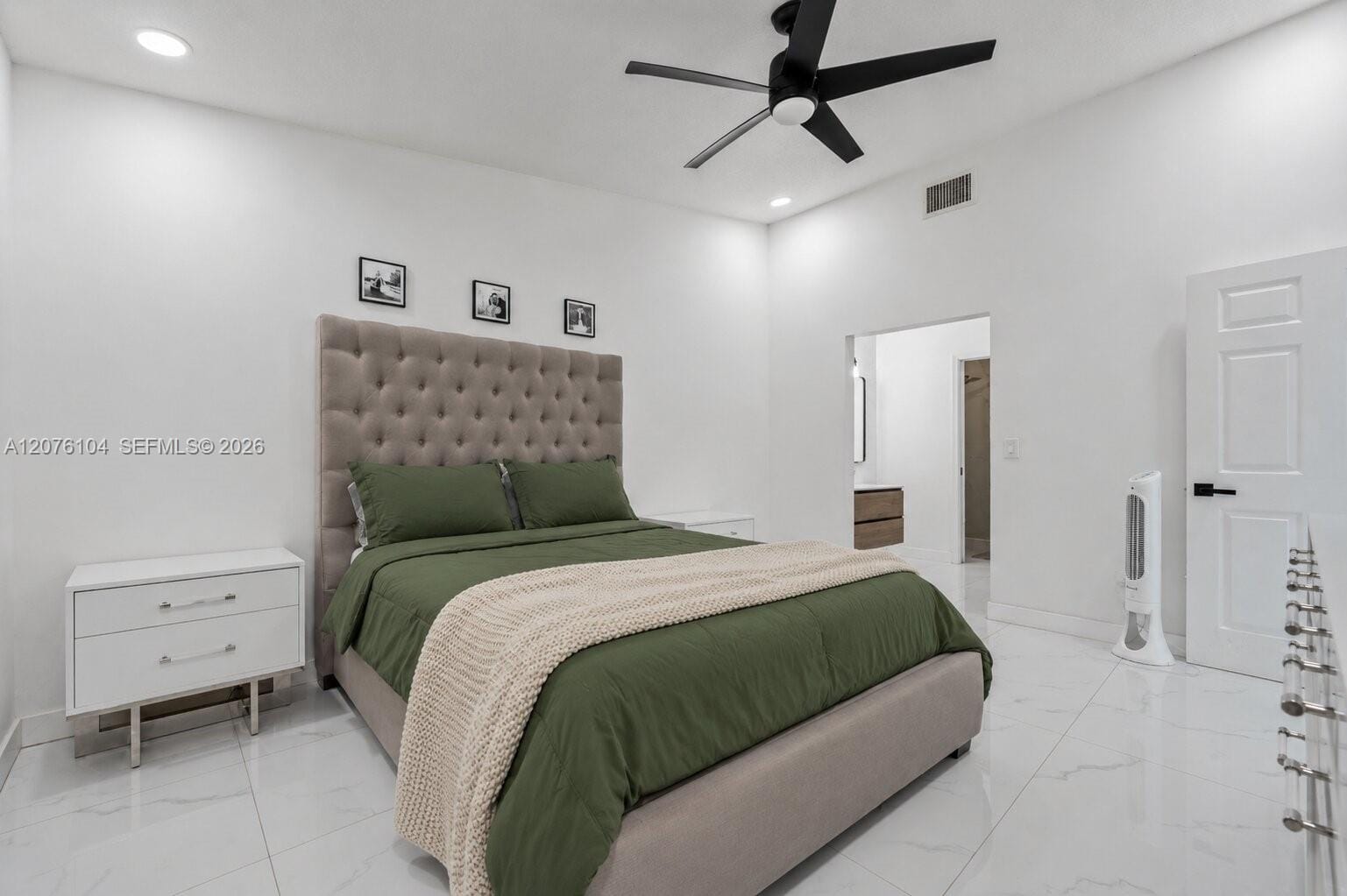 2215 SE 7th Place — photo 9