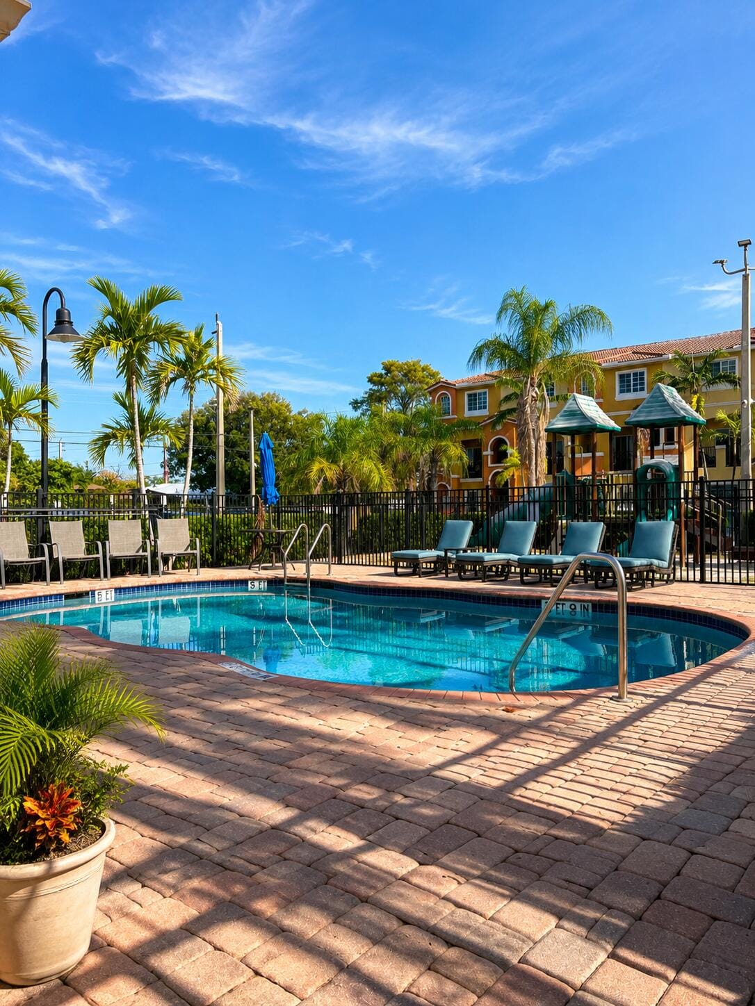 111 NW 2ND Avenue 10, Hallandale Beach, FL 33009 photo 19