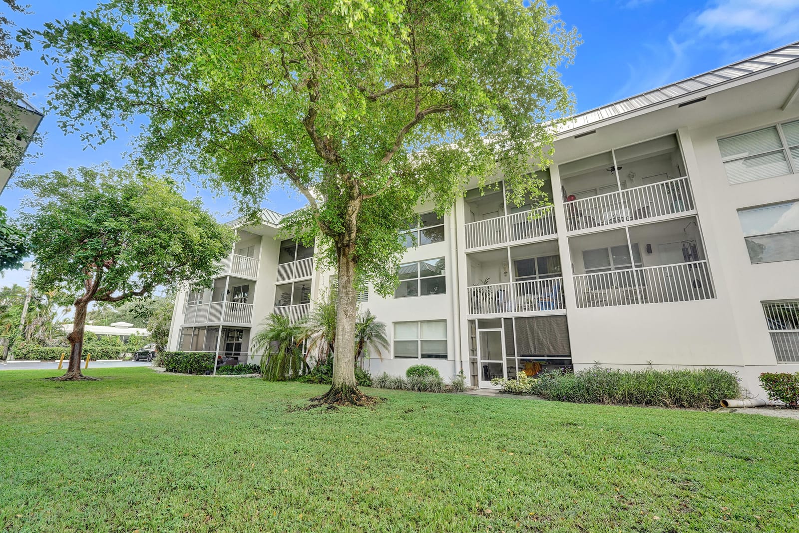 4025 N Federal Highway 228B, Oakland Park, FL 33308