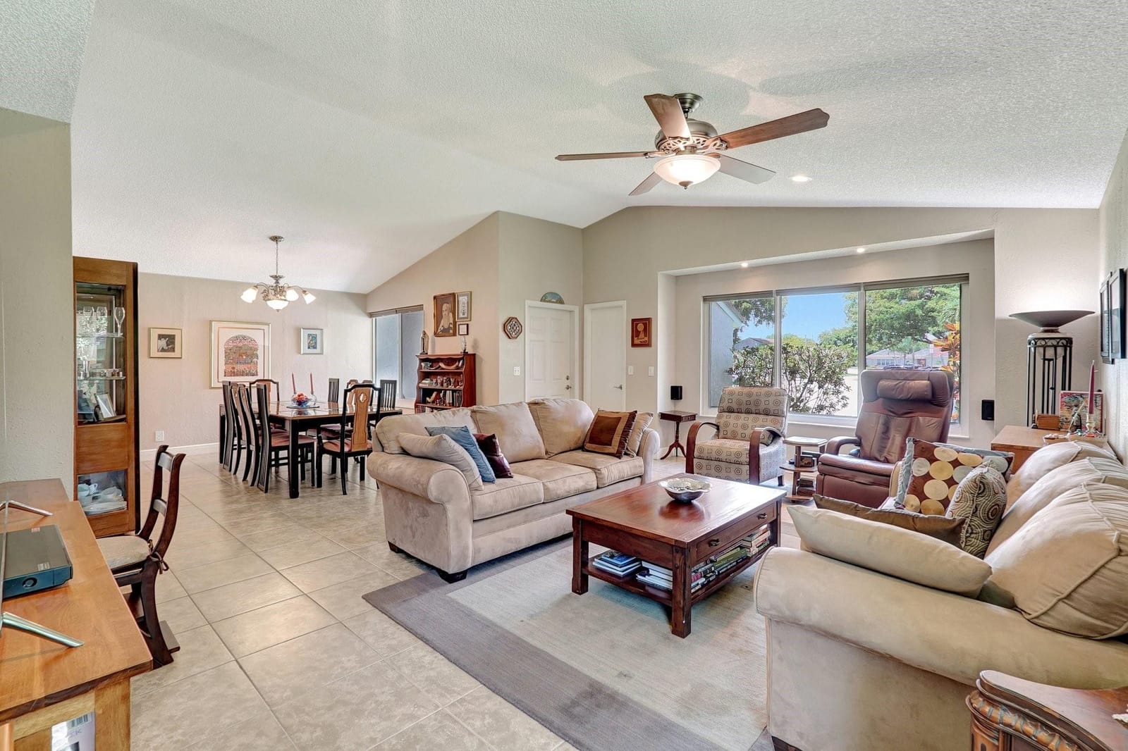 8630 BRIDLE PATH Court 207 — photo 8