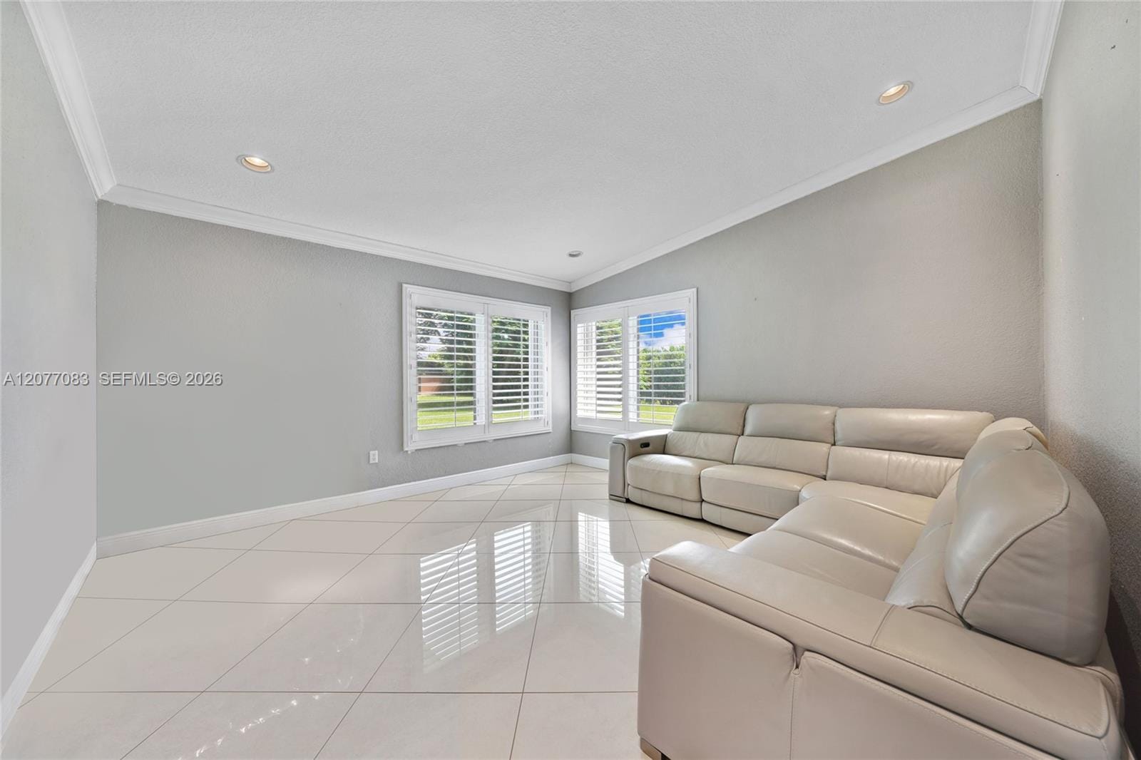 15290 SW 200th Street — photo 3
