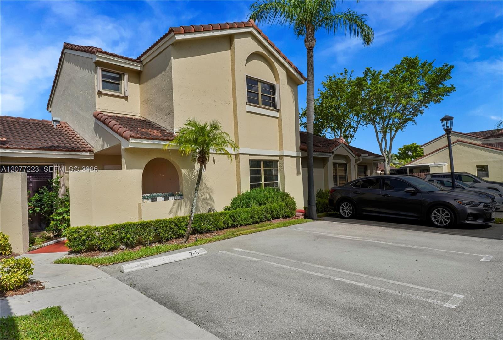6538 NW 170th Terrace, Hialeah, FL 33015