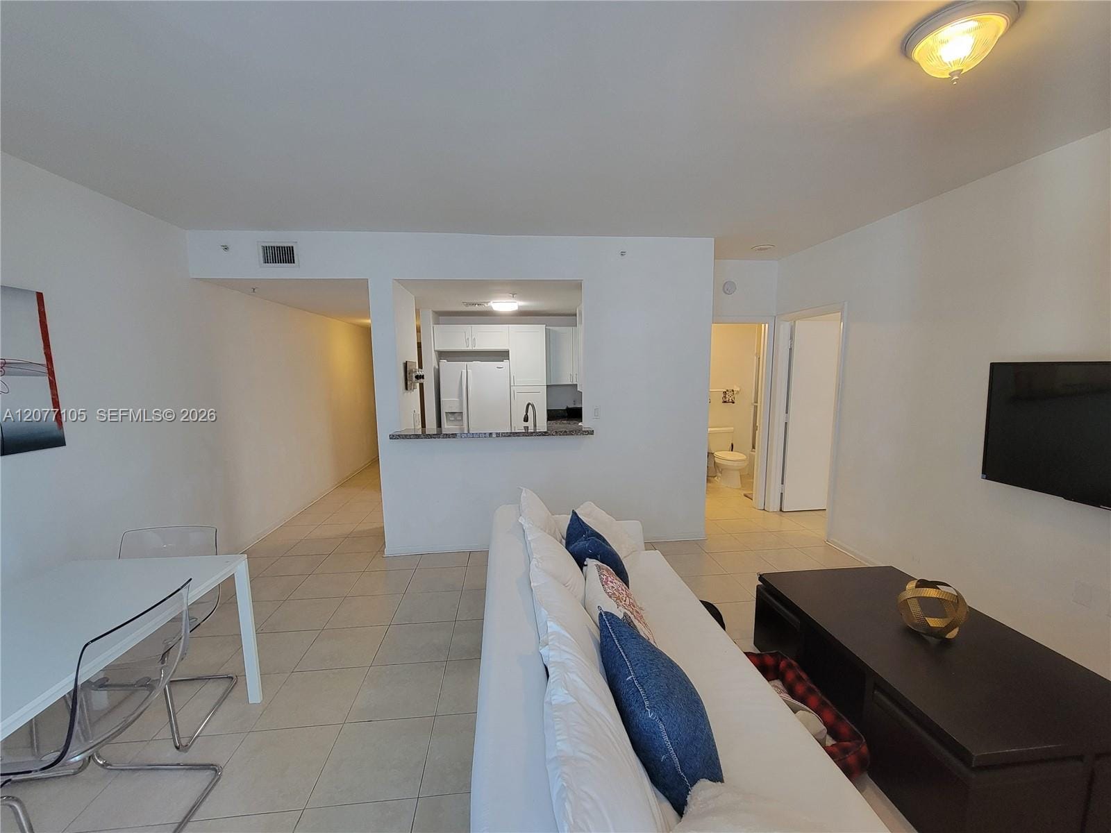 185 SE 14th Terrace 1101 — photo 3